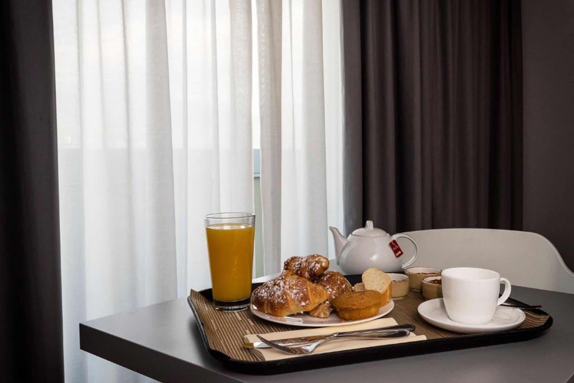 Jr Hotels Gigli Firenze Calenzano Extérieur photo