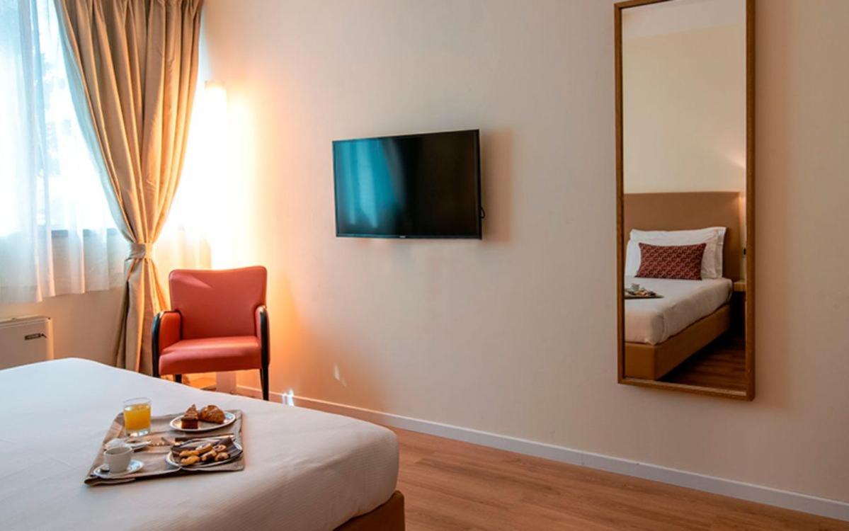 Jr Hotels Gigli Firenze Calenzano Extérieur photo