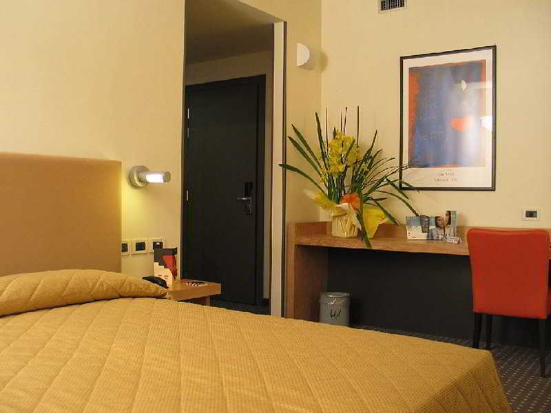 Jr Hotels Gigli Firenze Calenzano Extérieur photo