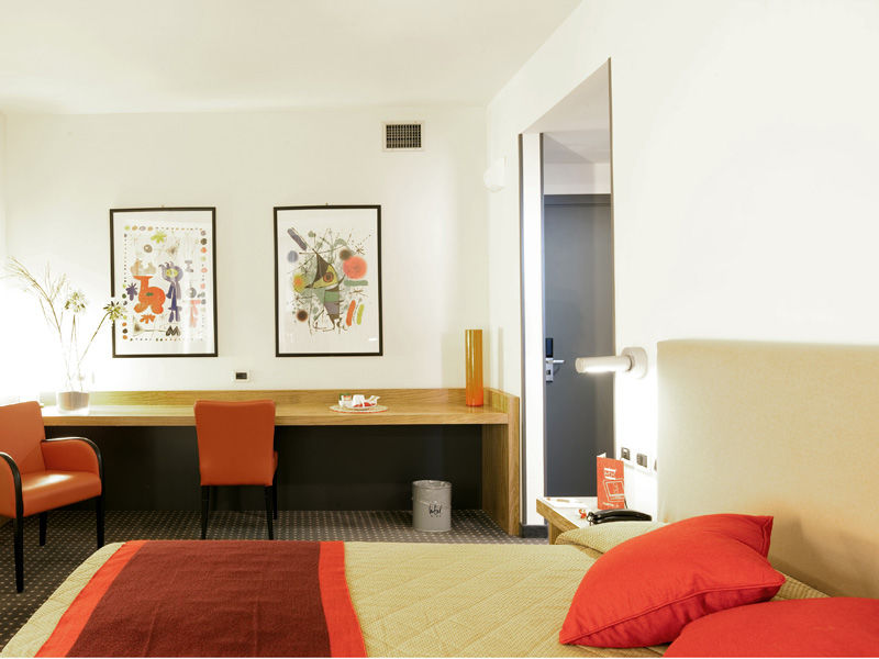 Jr Hotels Gigli Firenze Calenzano Extérieur photo